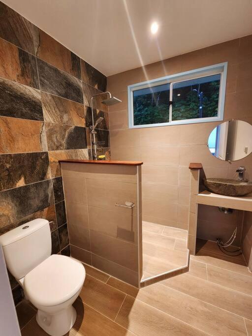 Duplex En Bord De Mer Fare Tahitea Pension Taputapuapea Экстерьер фото