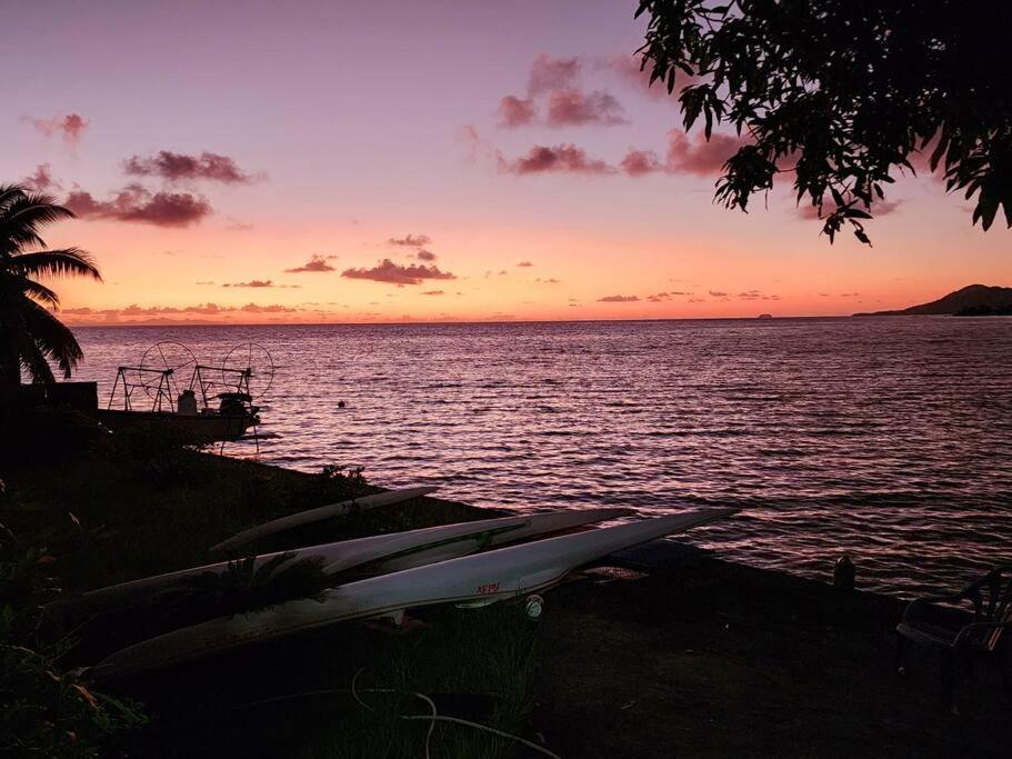 Duplex En Bord De Mer Fare Tahitea Pension Taputapuapea Экстерьер фото