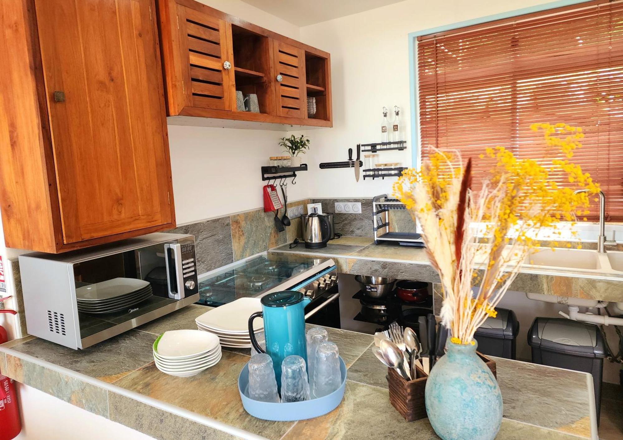Duplex En Bord De Mer Fare Tahitea Pension Taputapuapea Экстерьер фото